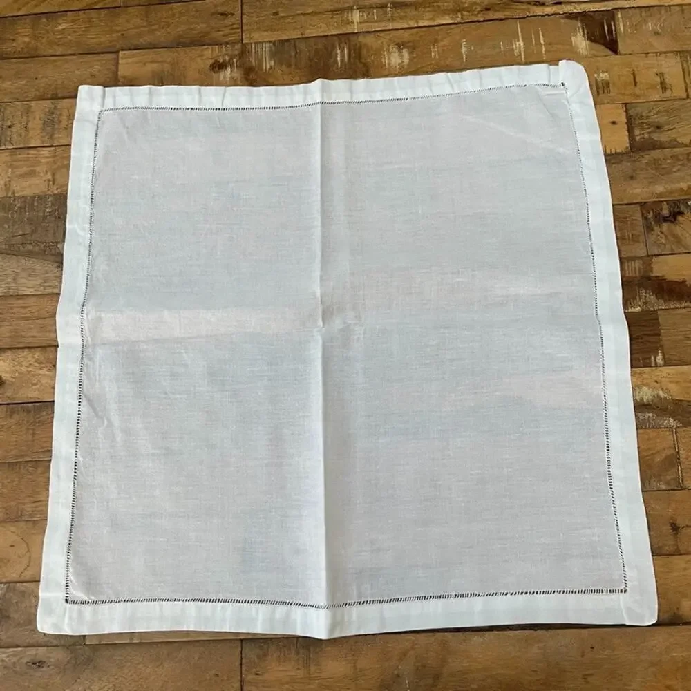 Set of 4 White Linen Napkin Set of 4 18 in x 18 in Hemstitch Border